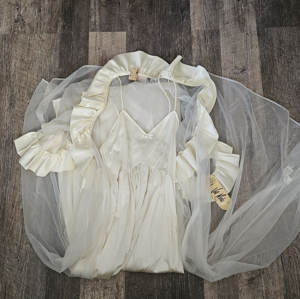 Val mode vintage nightgown - Picture 2 of 13